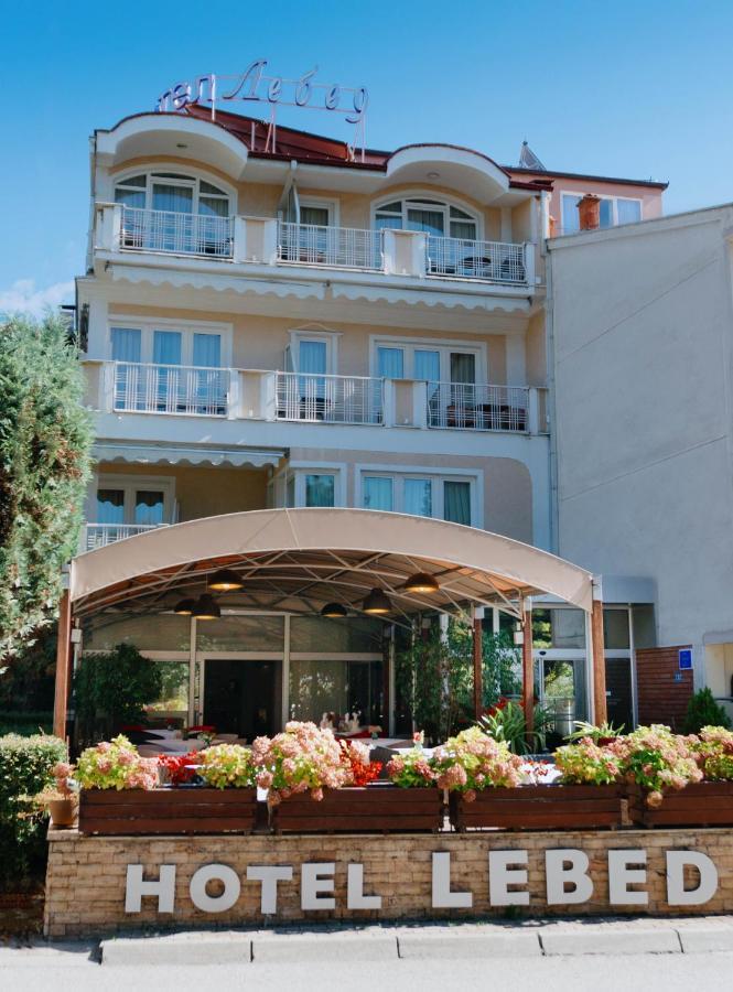 אוהריד Hotel Lebed מראה חיצוני תמונה